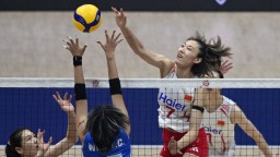 中国女排三连胜晋级亚锦赛八强