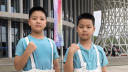 双胞胎小剑客的击剑成长记：剑影里的兄弟情与少年志