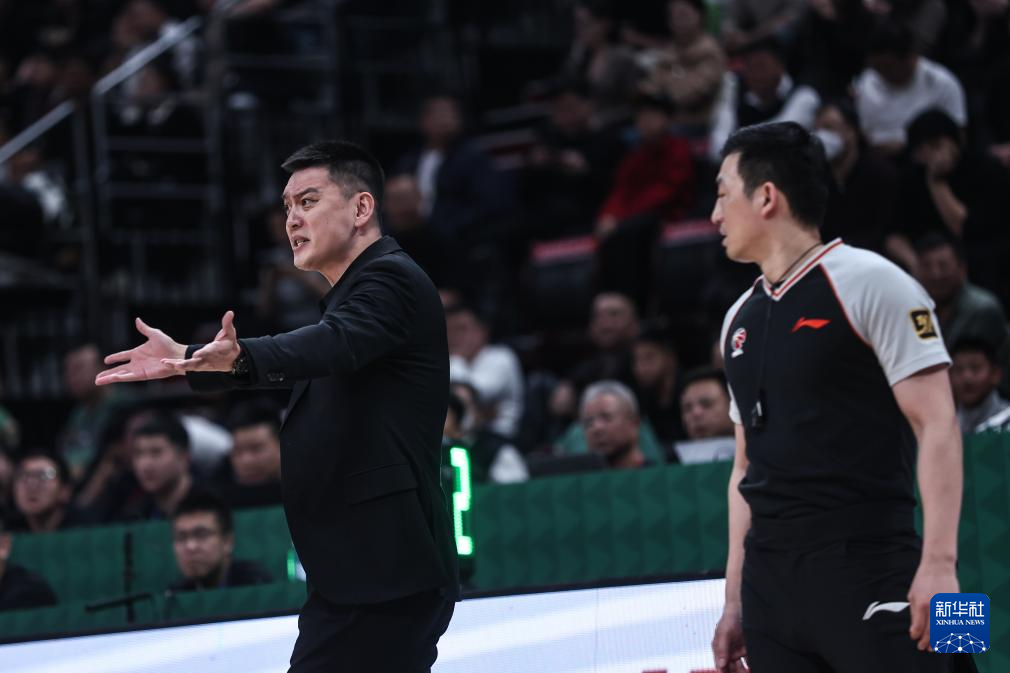 CBA常规赛：辽宁本钢不敌浙江方兴渡
