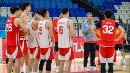 郭士强：世预赛中国队有信心迎战卡塔尔队