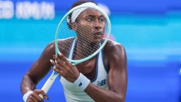 武网综合：斯维亚特克出局 袁悦/安德莱斯库止步女双八强