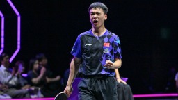 WTT横滨冠军赛：向鹏晋级将对阵张本智和