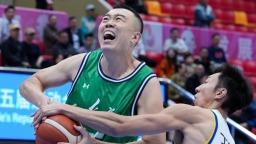 十五运会男篮成年组开赛 辽粤均大胜取得“开门红”