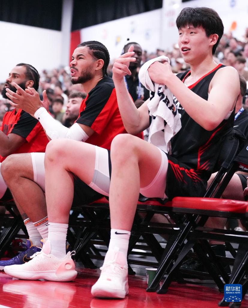 NBA夏季联赛：杨瀚森15分 开拓者胜鹈鹕