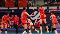 U17女排世锦赛：中国队险胜晋级四强