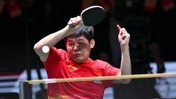 国乒大胜日本队 实现混合团体世界杯“三连冠”