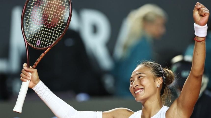 网球WTA1000罗马站：郑钦文晋级半决赛