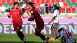 U20女足世界杯中国队迎大胜 黄嘉欣上演“帽子戏法”