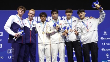大运会——跳水：张文澳/胡宇康获男子双人三米板冠军