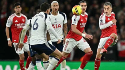 英超综合：阿森纳击败热刺 扩大领先优势_fororder_企业微信截图_20251124131532