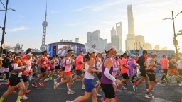 2025上海马拉松科斯盖刷新赛会女子纪录