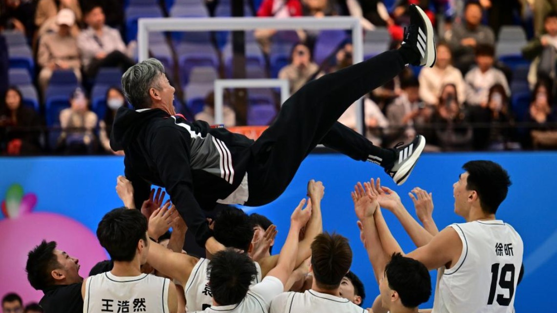 十五运会U22男篮广东队逆转夺冠