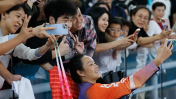 韦永丽：10秒99女“飞人” 难说告别