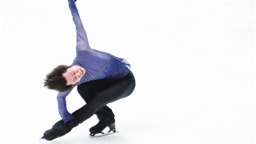 全国花样滑冰锦标赛哈尔滨打响_fororder_zgtyb1226003_002_01_b