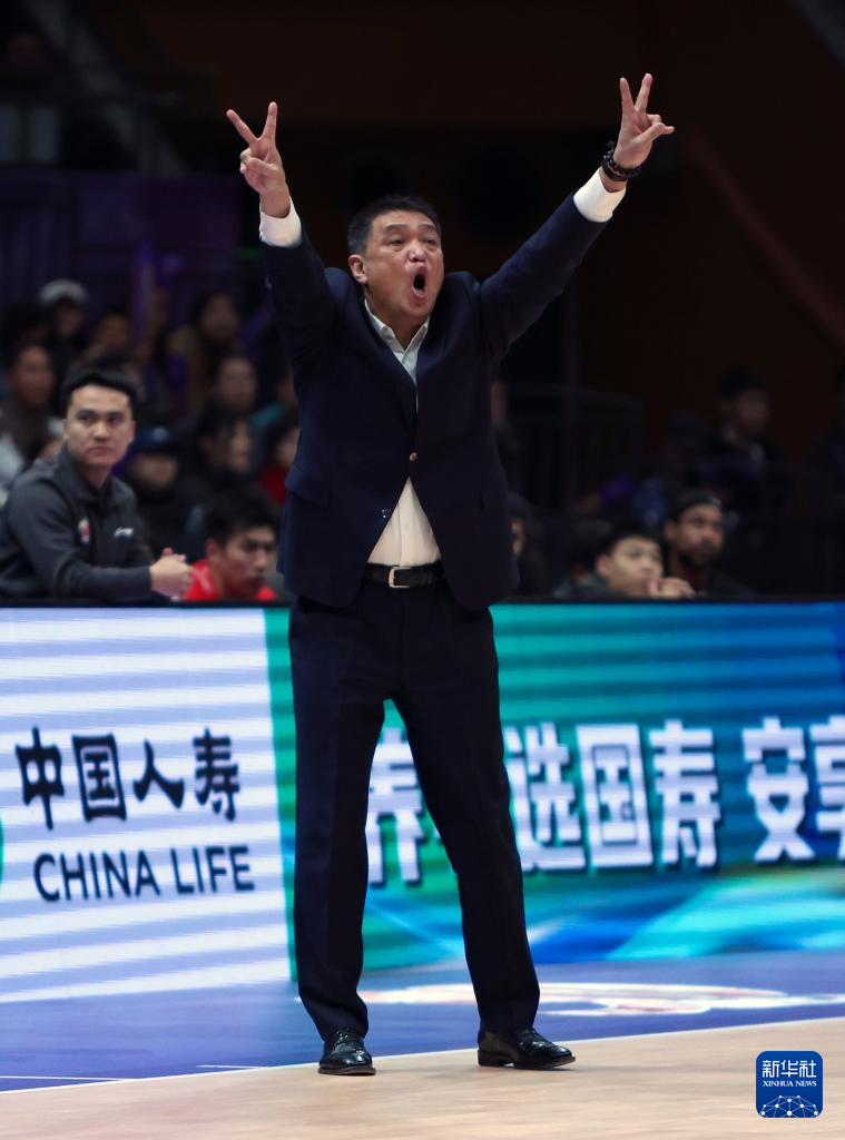 CBA常规赛：北京控股不敌新疆伊力特