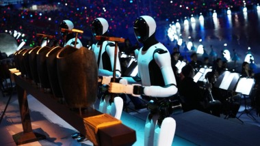 当千年编钟遇见未来丨人机协奏全运会开幕式