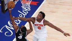 NBA总决赛：尼克斯主场险胜马刺迎赛点
