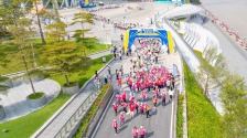 “健步珠江 点亮全运”，广州近千名市民沿最美江岸线开走