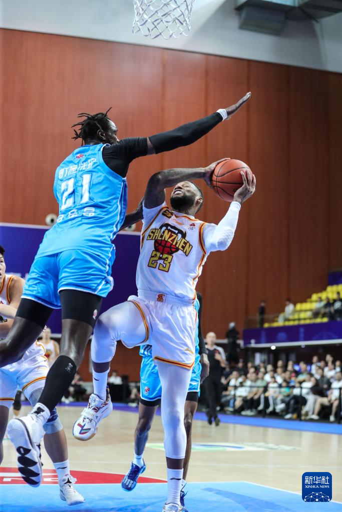 CBA俱乐部杯赛：深圳马可波罗胜宁波町渥