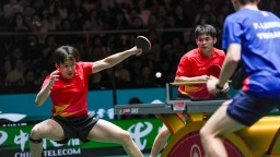 乒乓球混合团体世界杯：中国队六连胜领跑积分榜