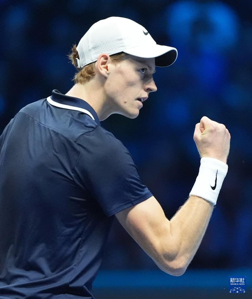 ATP年终总决赛：辛纳胜梅德韦杰夫