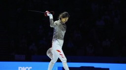 十五运会女子佩剑个人金牌赛：杨恒郁夺冠