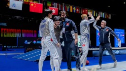 中国香港队获2026年击剑世锦赛男子花剑团体银牌