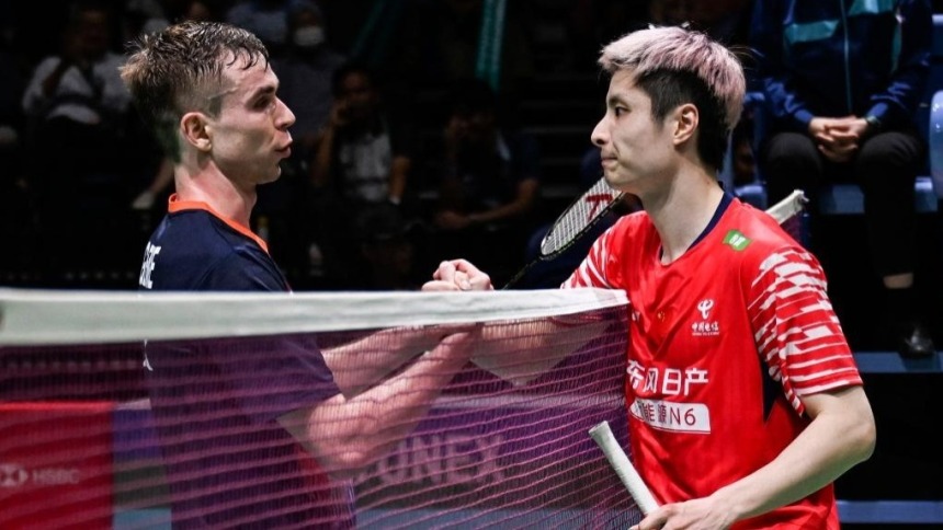 马来西亚羽毛球公开赛：石宇奇晋级