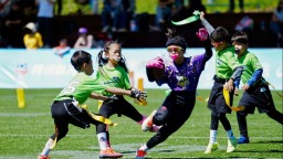 “勇者之冠”青少年腰旗橄榄球总决赛在崇礼举行