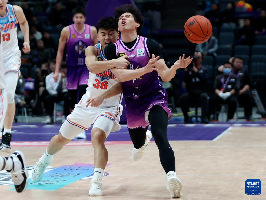 CBA常规赛：北京控股不敌新疆伊力特