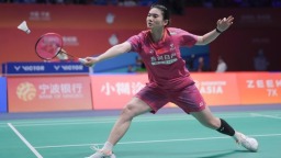 羽毛球亚锦赛：石宇奇晋级 李诗沣爆冷出局