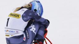 美国高山滑雪名将希弗林斩获第103个世界杯冠军_fororder_企业微信截图_20251125093151