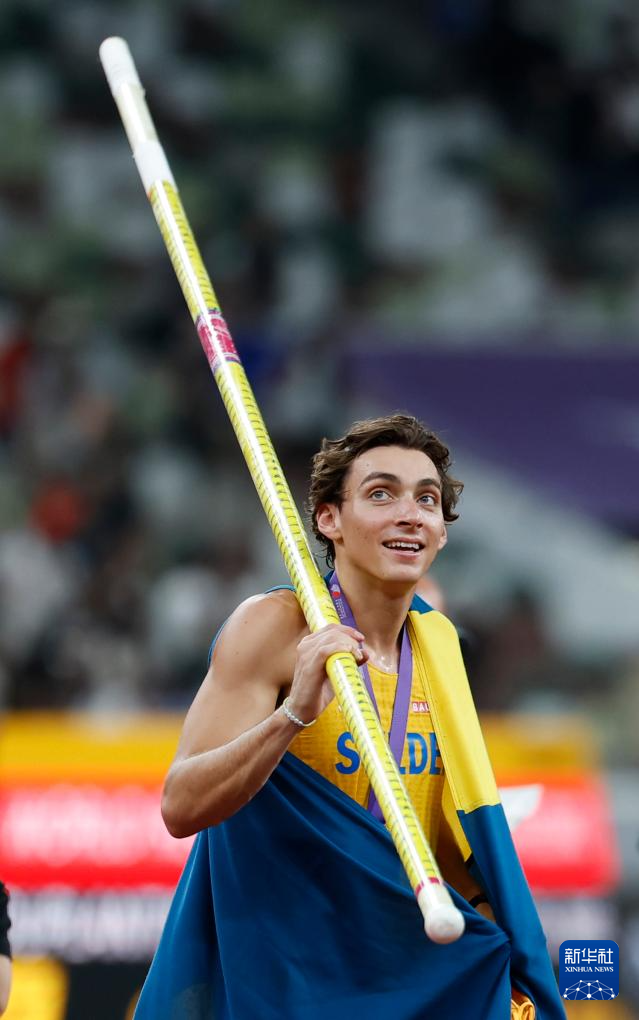 田径世锦赛杜普兰蒂斯打破男子撑杆跳高世界纪录