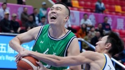 十五运会男篮成年组开赛 辽粤均大胜取得“开门红”