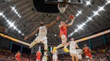 CBA总决赛：广厦主场胜上海 大比分扳成1:3