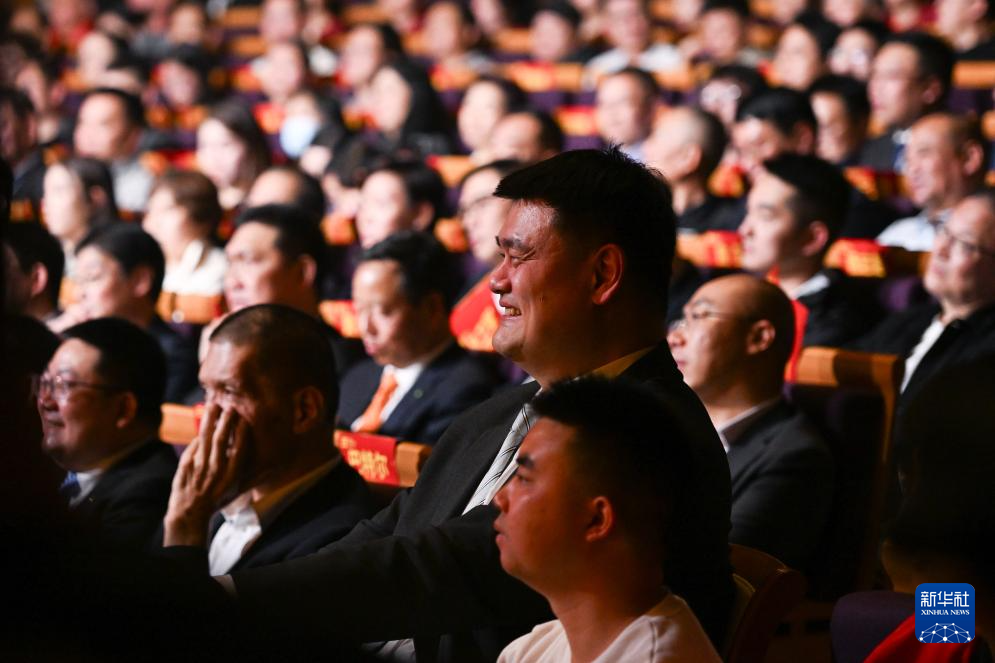 2024年中国篮球名人堂入堂仪式在京举行