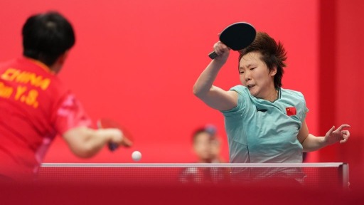 亚运会乒乓球：王曼昱女单摘金 黄友政/林诗栋男双登顶