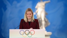 米兰冬奥火种点燃 考文垂含泪致辞