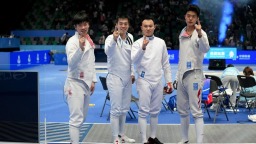 十五运会击剑收官：上海男重团体夺金 福建女花团体卫冕