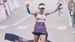 张德顺刷新中国女子10公里路跑最好成绩