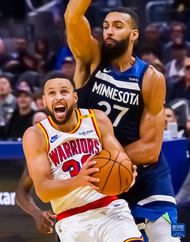 NBA常规赛：勇士胜森林狼