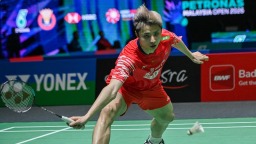 马来西亚羽毛球公开赛：石宇奇晋级男单八强