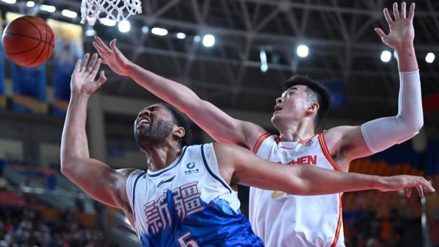 CBA常规赛：深圳马可波罗胜新疆伊力特