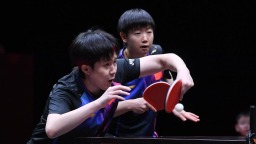 WTT总决赛：“莎头”首战告捷 王楚钦男单逆转