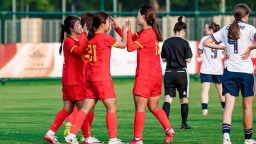 中国U17女足6:0大胜拜仁U17女足