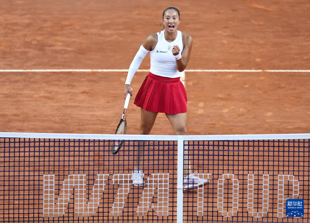 WTA1000罗马站：郑钦文晋级16强