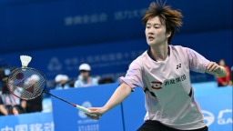 国手发威 十五运会羽毛球团体赛四强落定