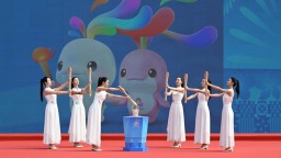 1522米深的海底燃冰成炬 十五运会火种采集仪式举行