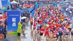 全国青少年定向锦标赛云南陆良开赛