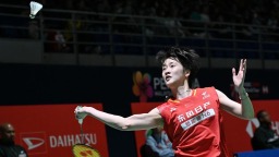 马来西亚羽毛球大师赛：陈雨菲、李诗沣等晋级